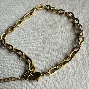 Gold Tone Oval Link Chain Bracelet | Adjustable 7–9” | Minimalist Layering Piece